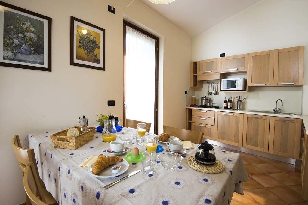 Residence Corte Camaldoli Гарда Экстерьер фото
