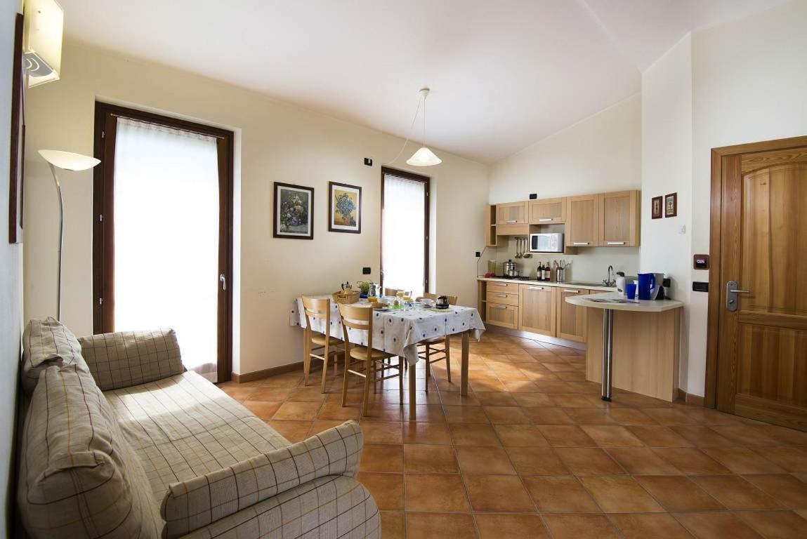 Residence Corte Camaldoli Гарда Экстерьер фото