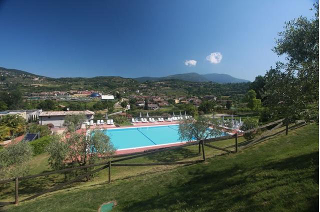 Residence Corte Camaldoli Гарда Экстерьер фото